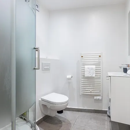 Διαμέρισμα Quiet And Cosy 1bdr In Vieux Nice! *